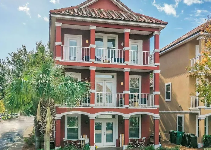 Coral By Avantstay Gorgeous Three Story Home W Two Balconies Destin